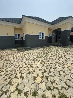 4bdrm Bungalow in Mab Global, Gwarinpa for rent