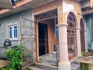 4bdrm Bungalow in Aka Rd, Uyo for sale