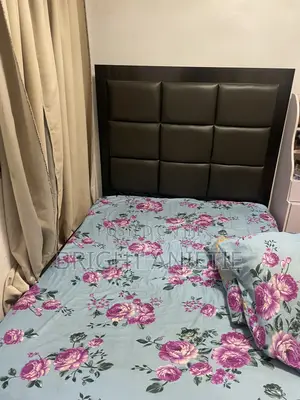 Bedframe/ Mattress