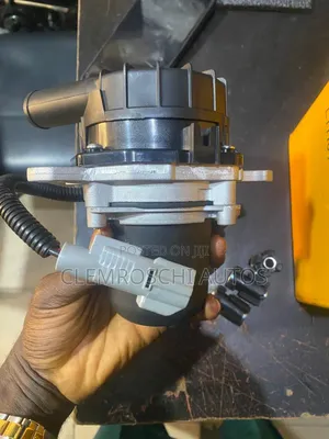 High Quality Certified Brand New Air Injection Pump Prado 2020