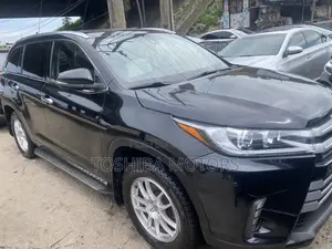 Toyota Highlander Limited 4x4 V6 (3.5L 6cyl 8A) 2018 Black