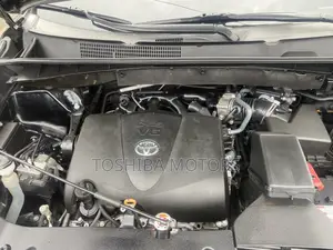 Toyota Highlander Limited Platinum 4x4 V6 (3.5L 6cyl 8A) 2018 Black