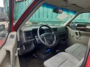 Volkswagen Transporter 2004 Red