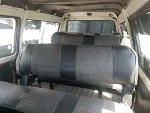Mitsubishi L300 2005 White