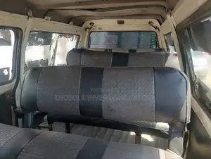 Mitsubishi L300 2005 White