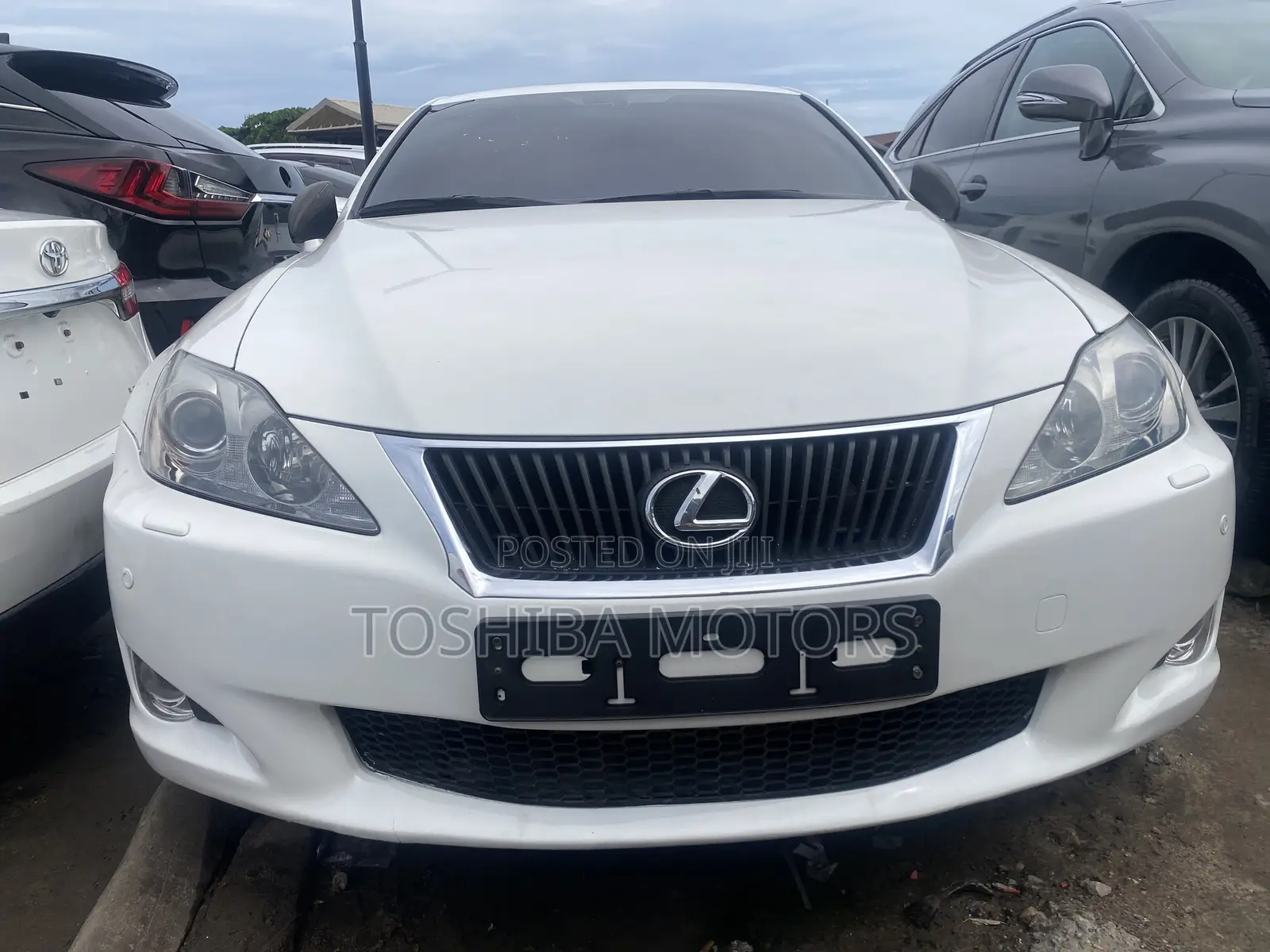 Lexus IS 250 Automatic 2012 White