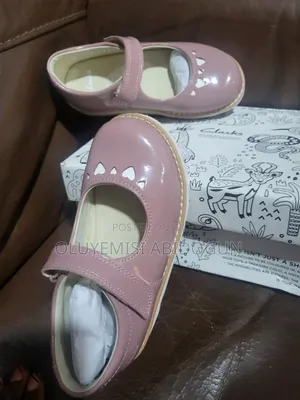 Kid's Shoe