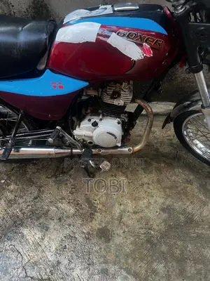Bajaj Boxer 2012