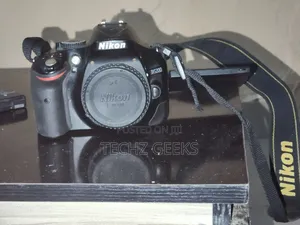 Nikon D5200