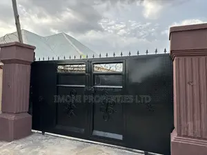 3bdrm Bungalow in Obasajo Road, Dutse-Alhaji for sale