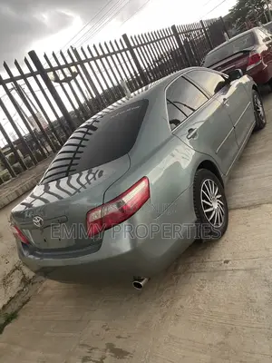 Toyota Camry LE 4dr Sedan (2.4L 4cyl 5A) 2009 Green