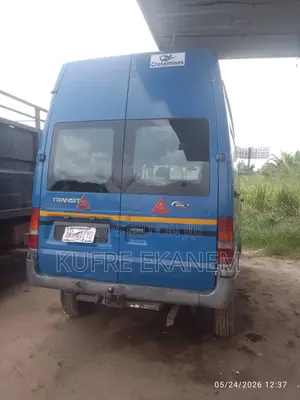 Ford Transit 2004 Blue