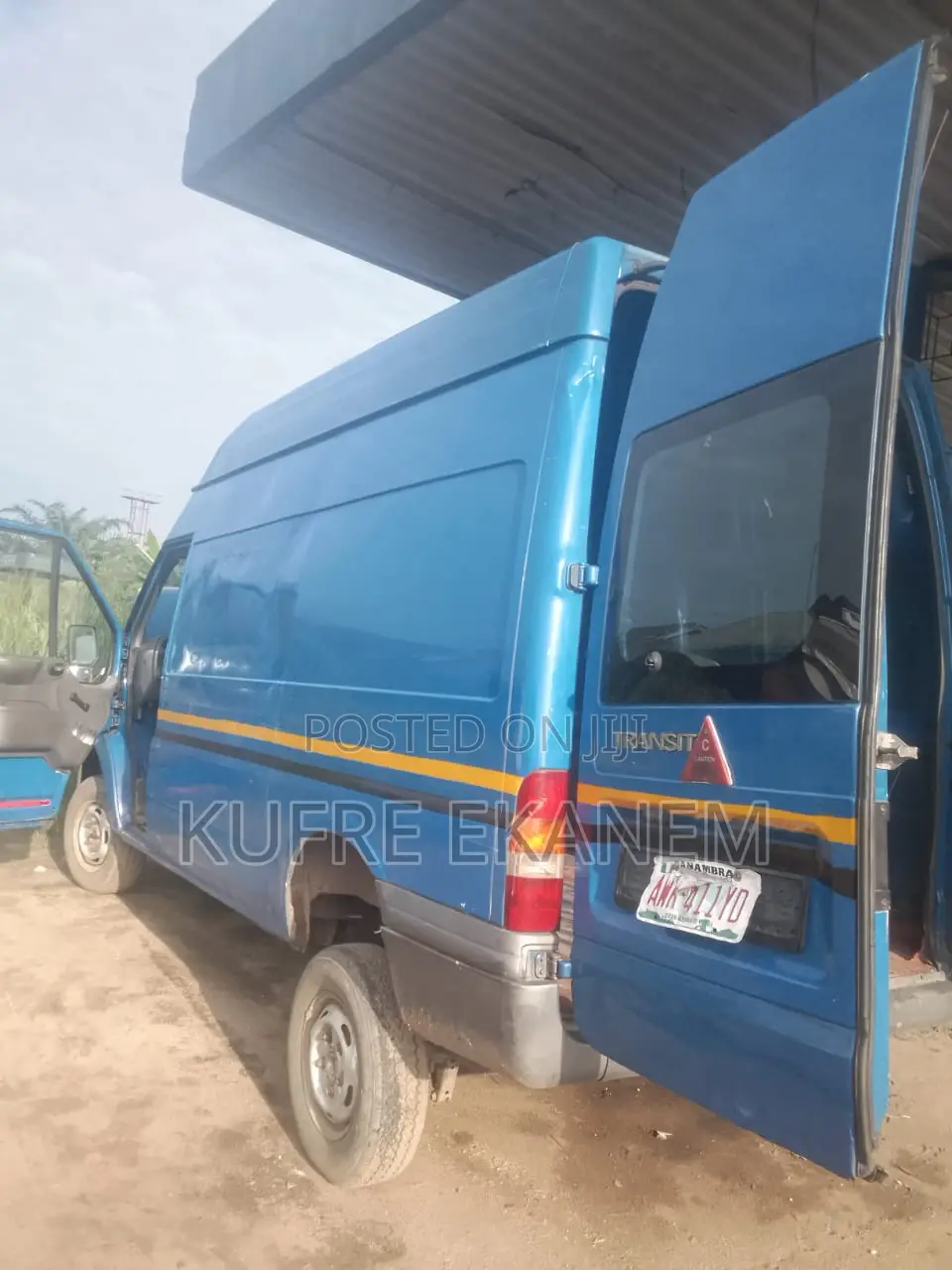 Ford Transit 2004 Blue