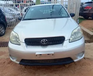 Toyota Matrix XRS Hatchback FWD (1.8L 4cyl 6M) 2006 Silver