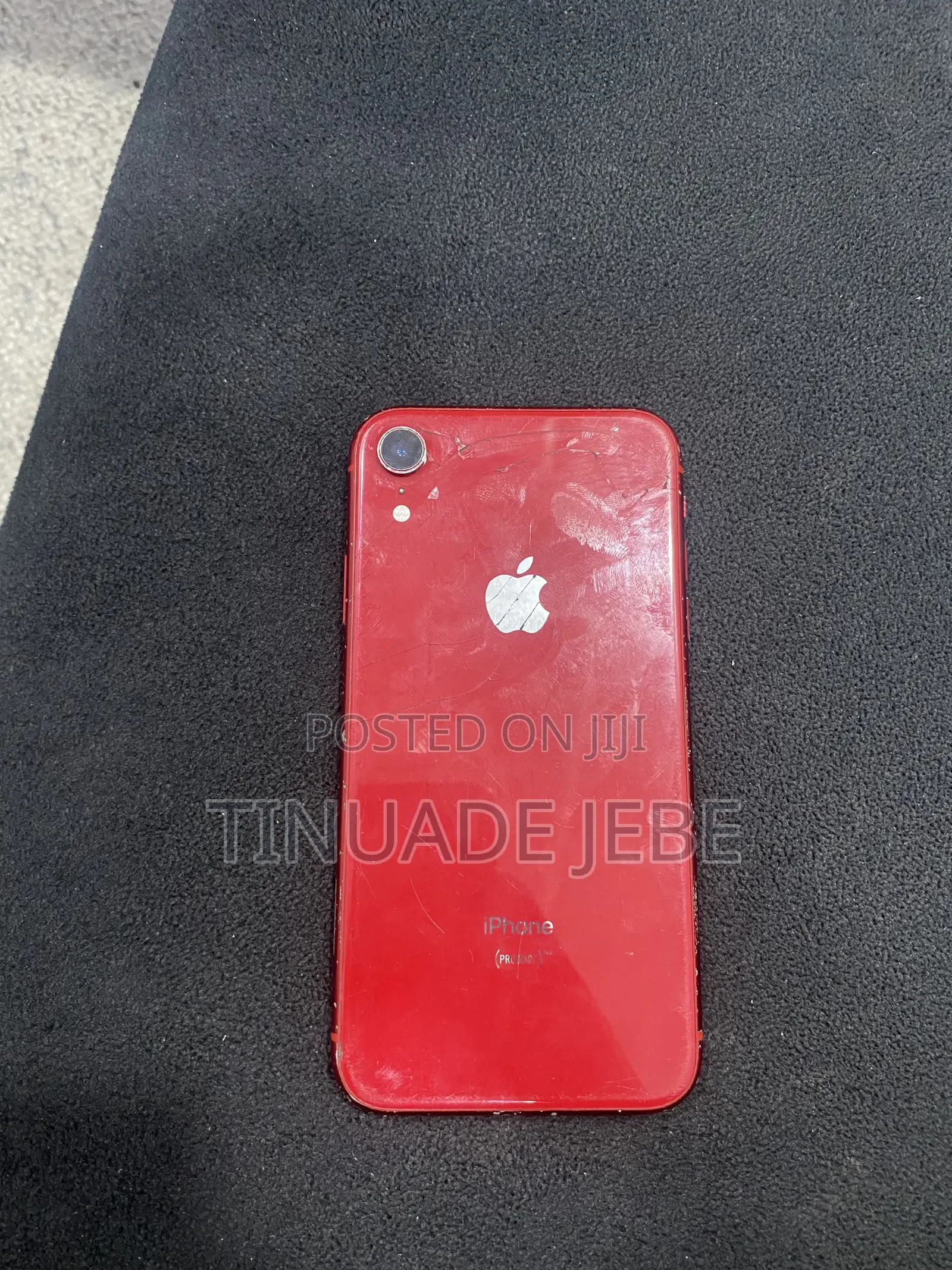 Apple iPhone XR 64 GB Red