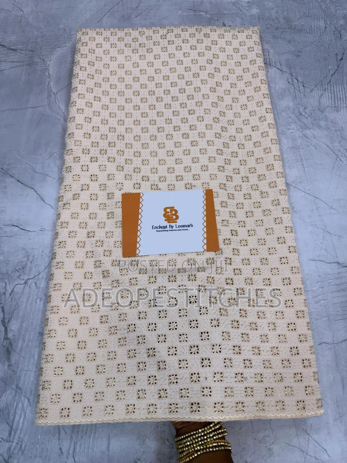 Polished Lace 100%
