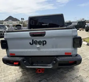 Jeep Gladiator 2021 Green