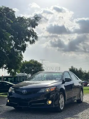 Toyota Camry SE 4dr Sedan (2.5L 4cyl 6A) 2013 Black