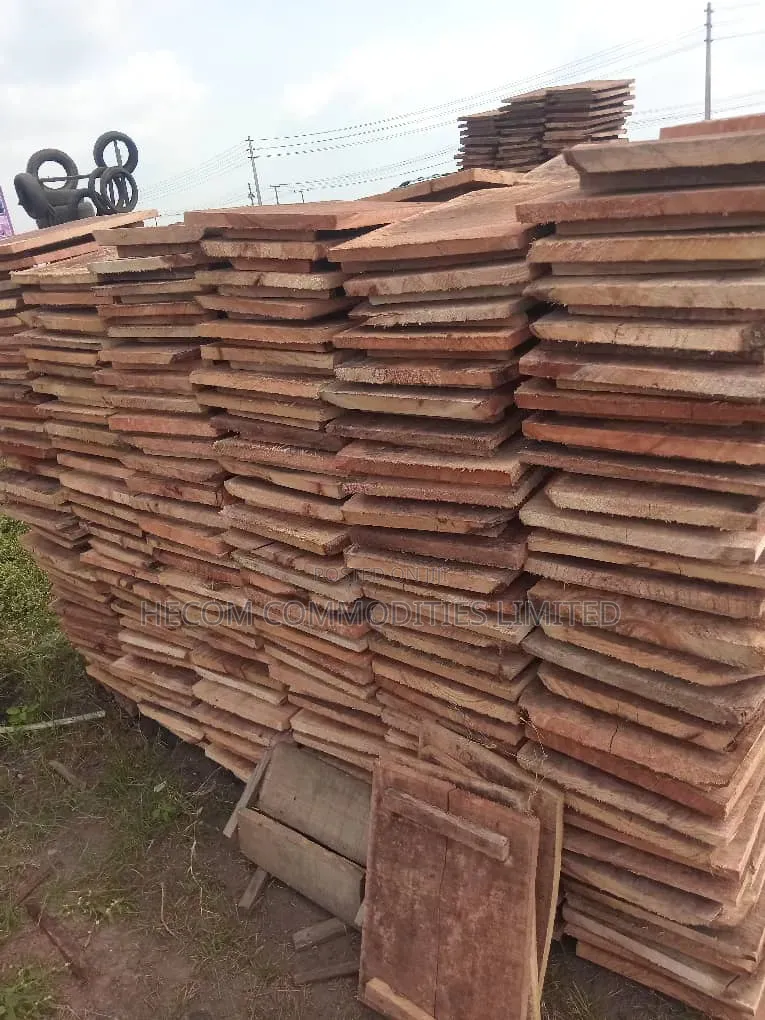 Block Making Pallets In Large Quantity