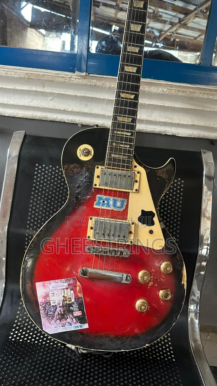 Less Paul Guitar
