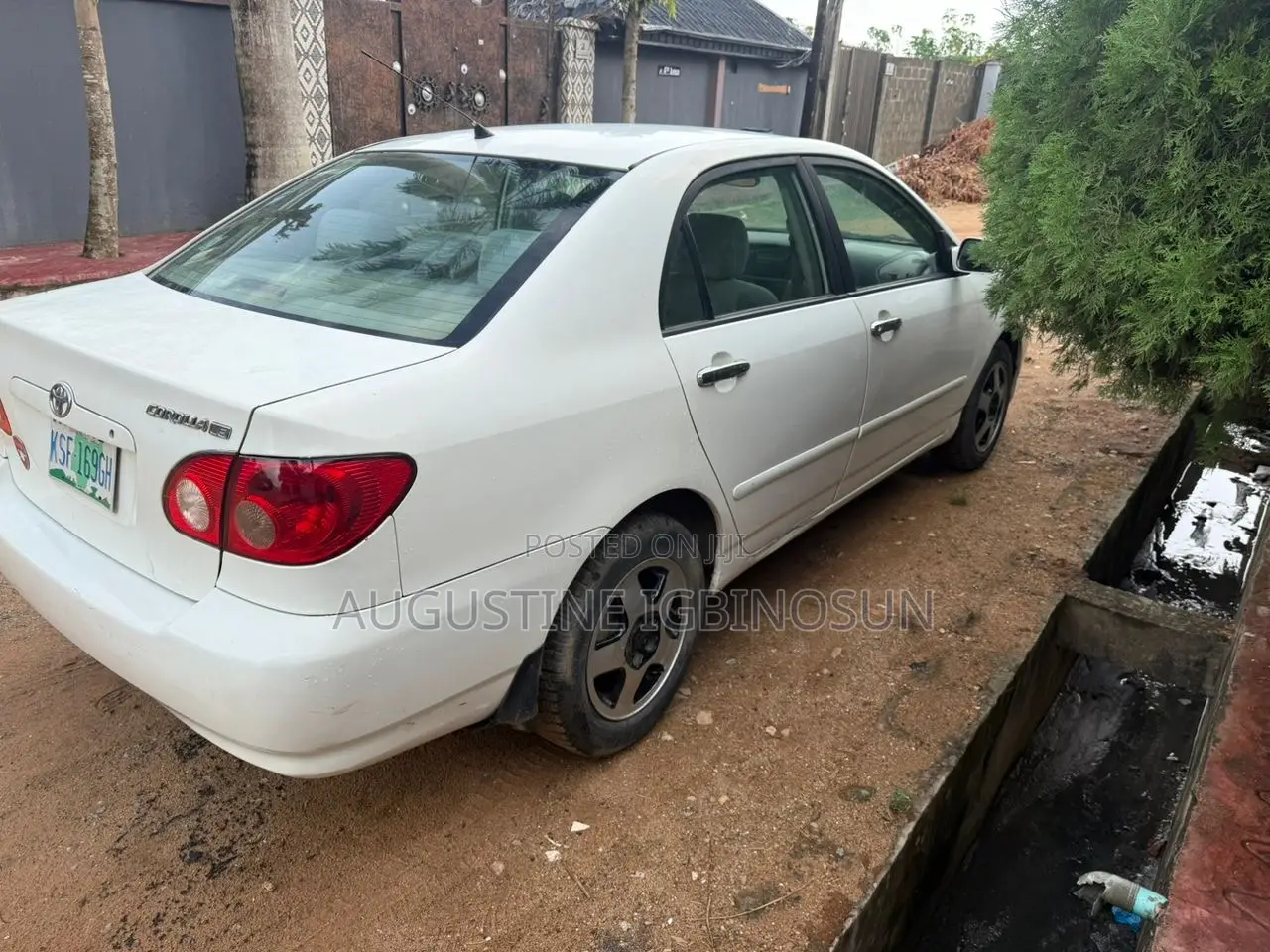 Toyota Corolla 2006 White