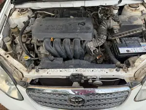 Toyota Corolla 2006 White