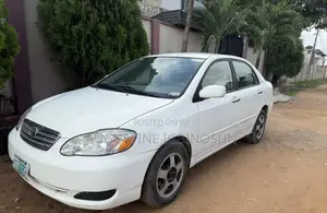 Toyota Corolla 2006 White