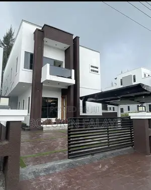 5bdrm Duplex in Megamound, Ikota for sale