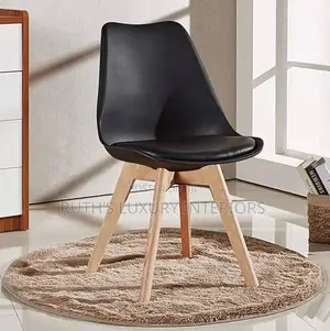 Solid Wooden Leg Dining Chair Furniture With Foam