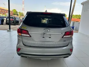 Hyundai Santa Fe Limited Ultimate AWD 2018 Silver