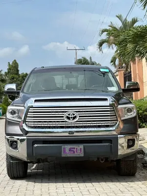 Toyota Tundra 2017 Gray