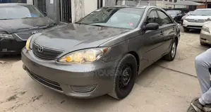 Toyota Camry 2006 Gray