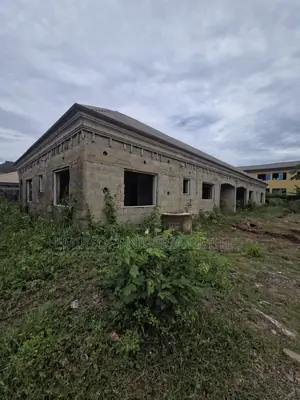 6bdrm Bungalow in Emmanuel Estate, Idishin for sale