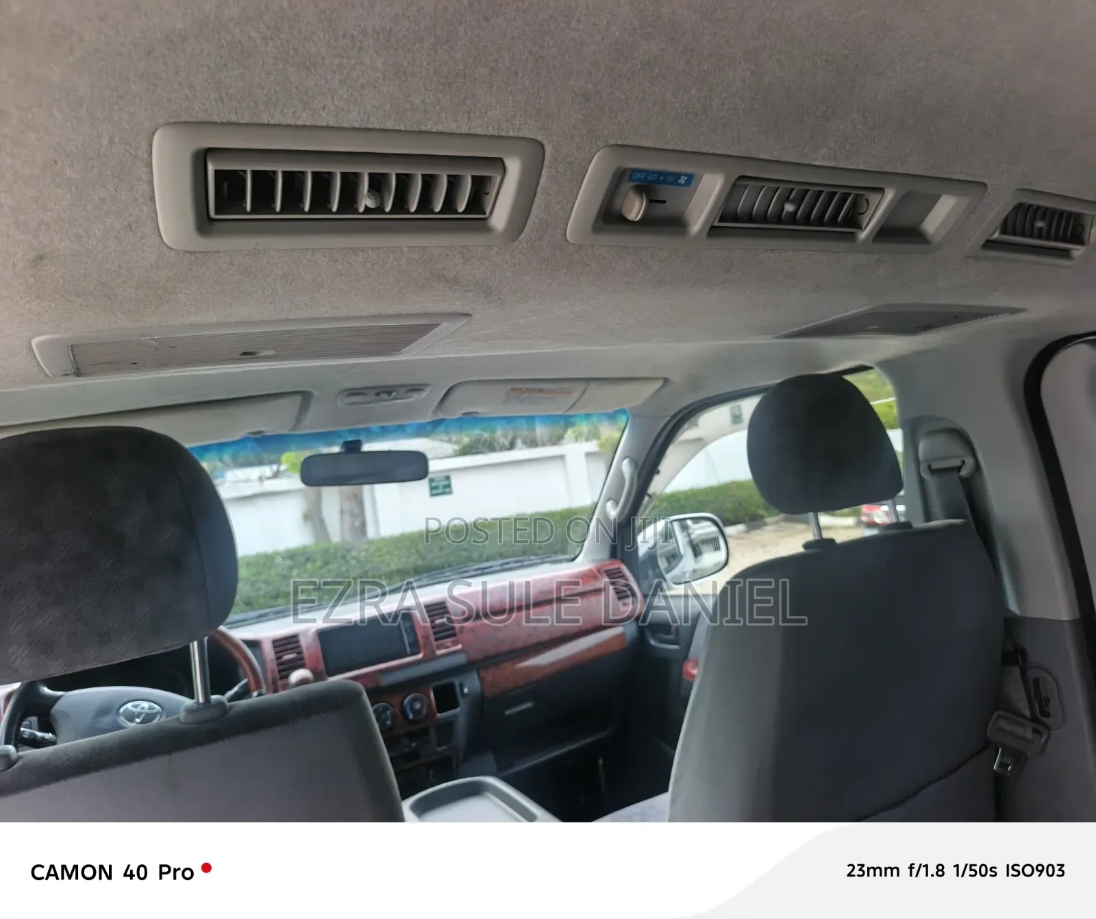 Toyota HiAce 2012 Silver