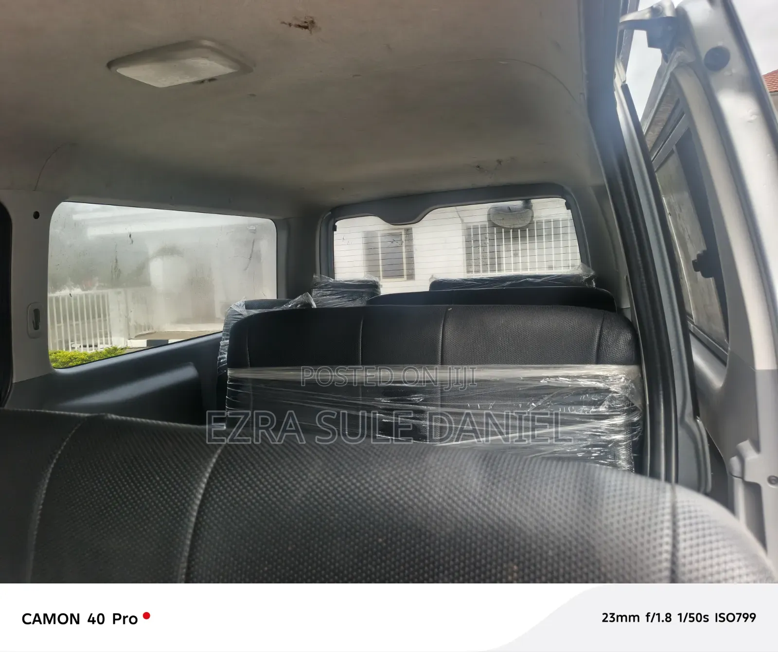 Toyota HiAce 2012 Silver