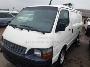 Toyota HiAce 1990 White