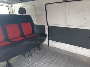 Toyota HiAce 1990 White