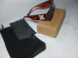Off-White Leopard Skin