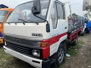 Dyna 100 Six Tyres