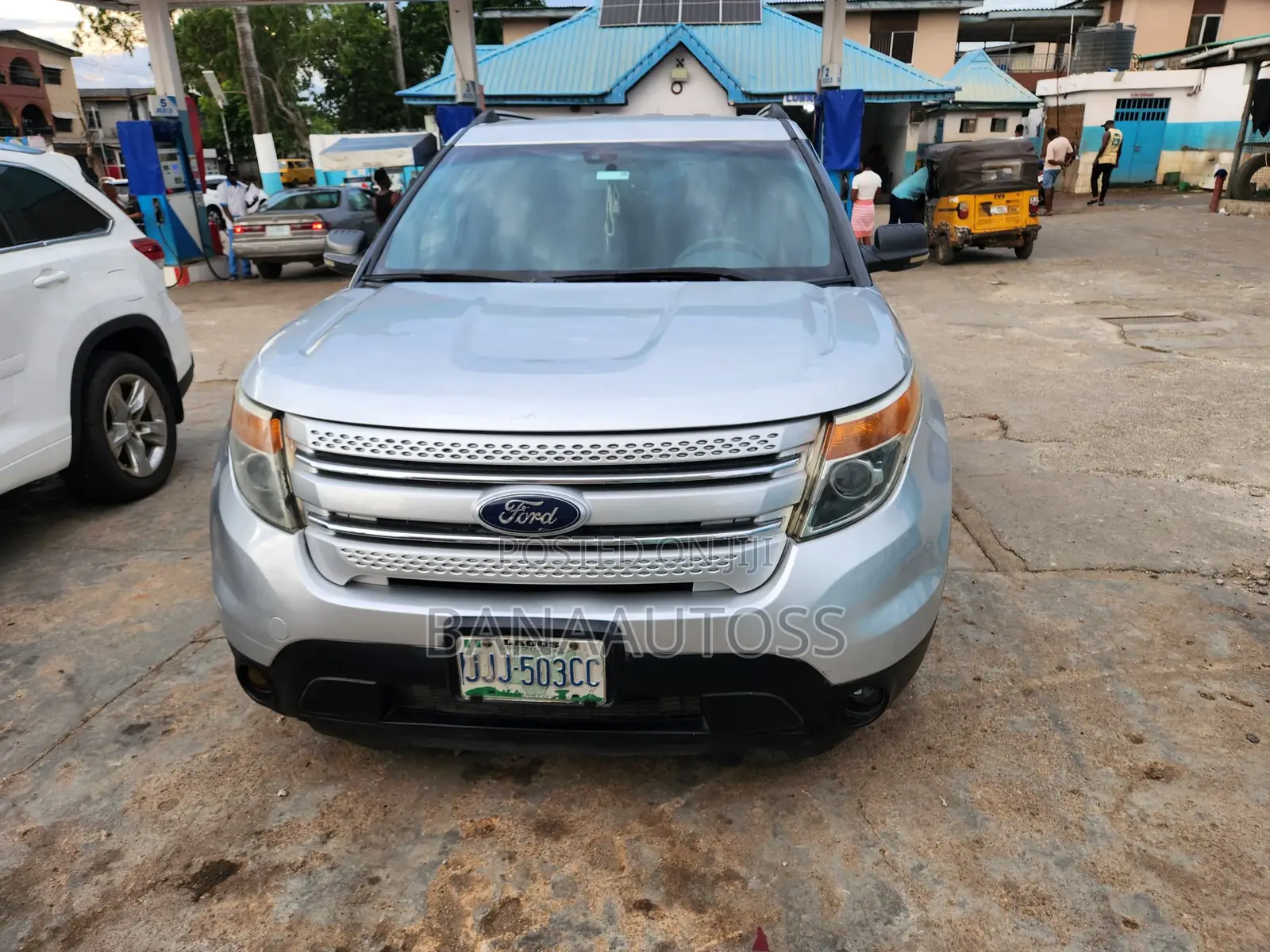 Ford Explorer 2011