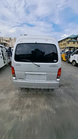 Suzuki Every 2010 Silver