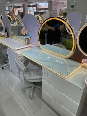 Luxury Imported Exclusive Dressing Mirror Set