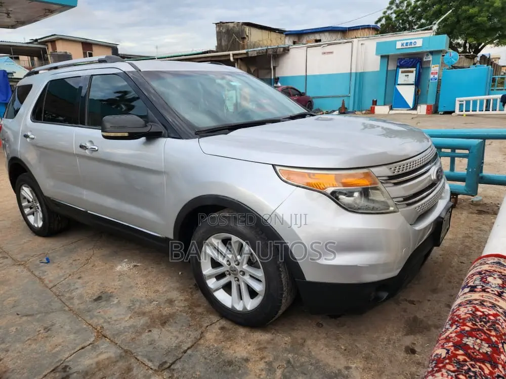 Ford Explorer 2011