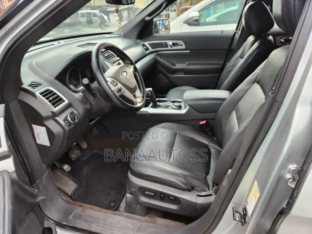 Ford Explorer 2011