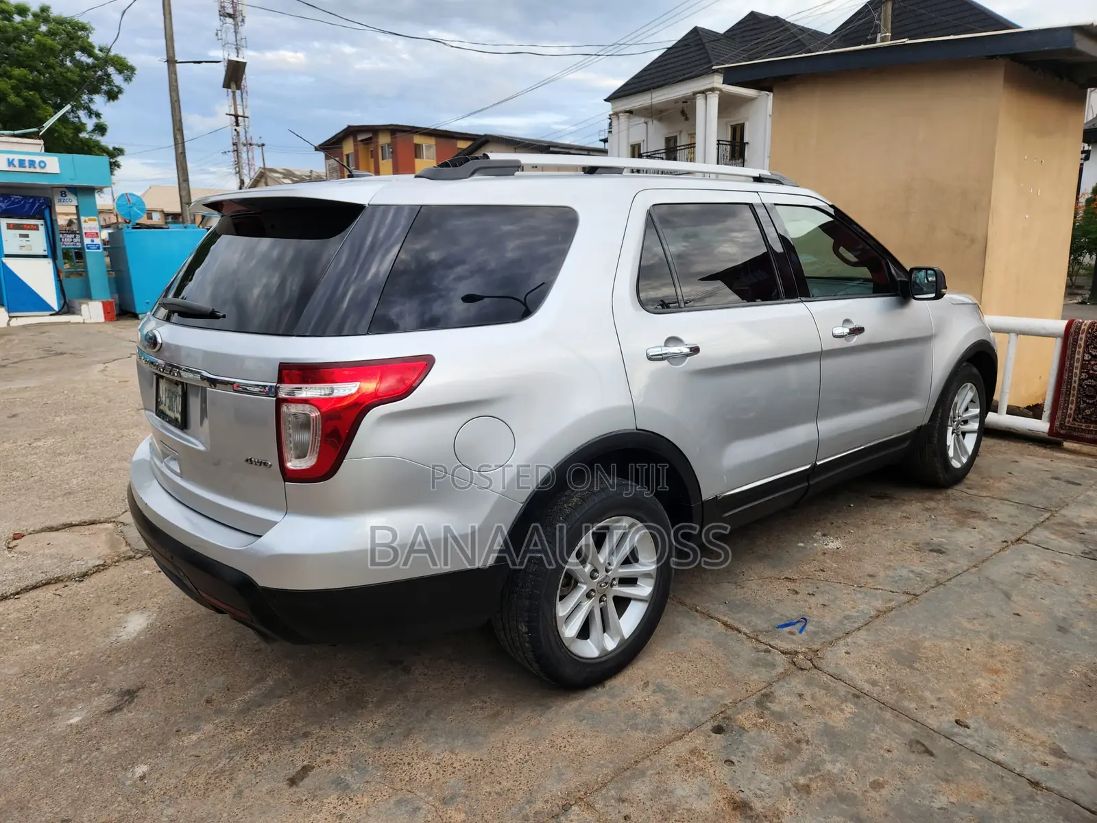 Ford Explorer 2011