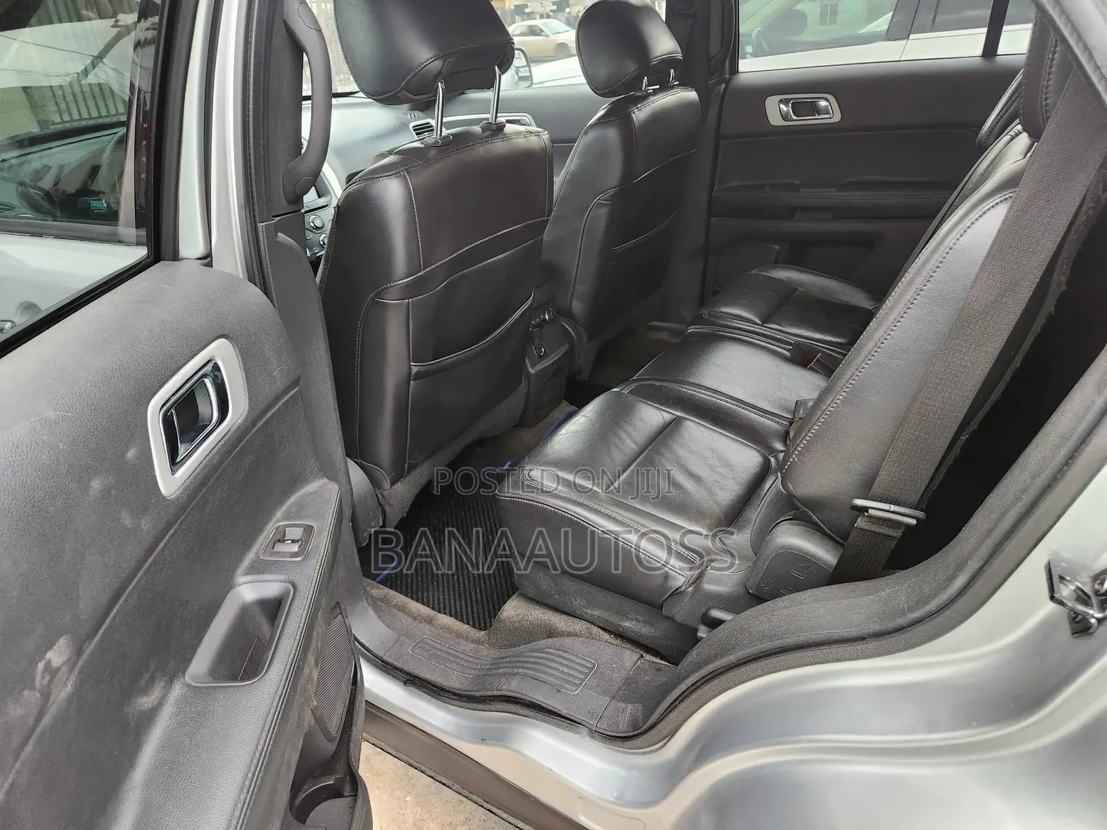Ford Explorer 2011