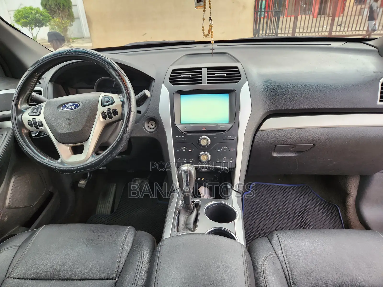 Ford Explorer 2011