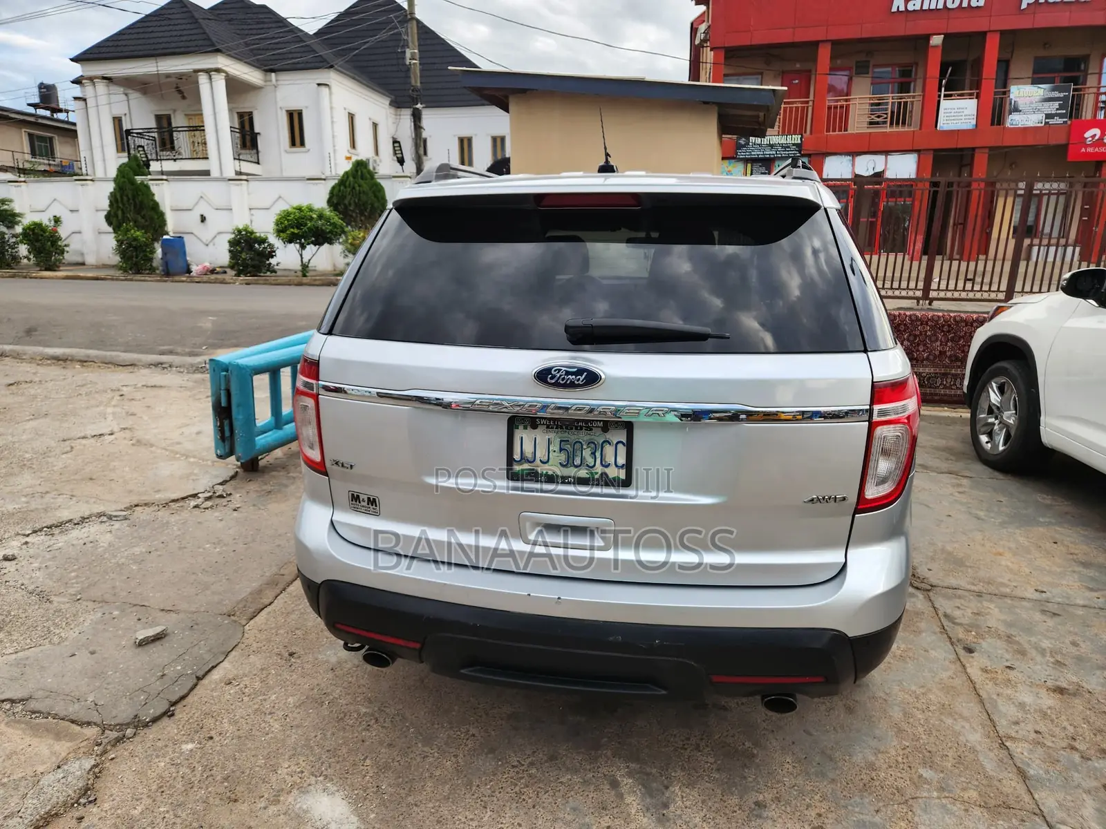 Ford Explorer 2011