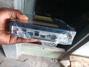 Desktop Computer 4GB Intel SSD 128GB