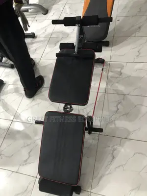 Foldable Sit Up Bench With Resistance Rope